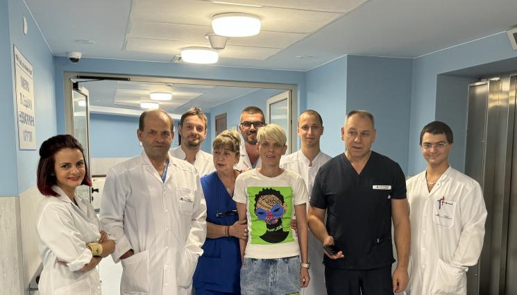 лекари Болница Света Екатерина - ЗА ПЪРВИ ПЪРВИ ПЪТ В СВЕТА: Родни лекари извършиха уникална операция!