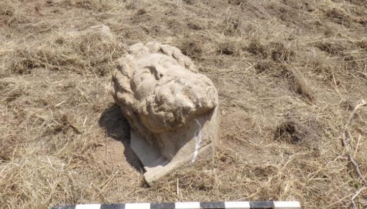 зевс - НАХОДКА: Откриха огромна мраморна глава на Зевс!