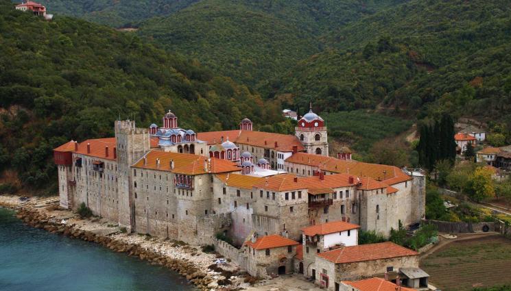 чудеса и вяра - ЧУДЕСА И ВЯРА: Есфигмену става Атонски Шаолин (СНИМКИ)