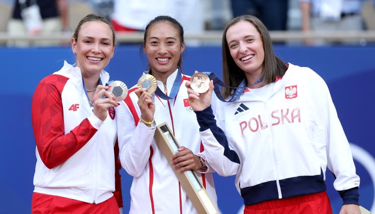 тенис - Китайка спечели титлата на тенис от Париж