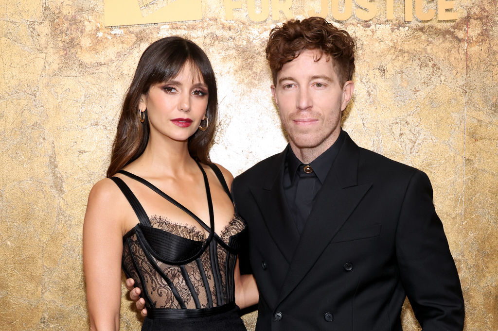 Нина Добрев Шон Уайт