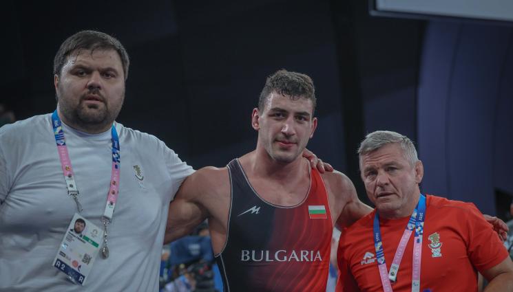 борба - Треньорът на олимпийските ни шампиони по борба обяви, че напуска България