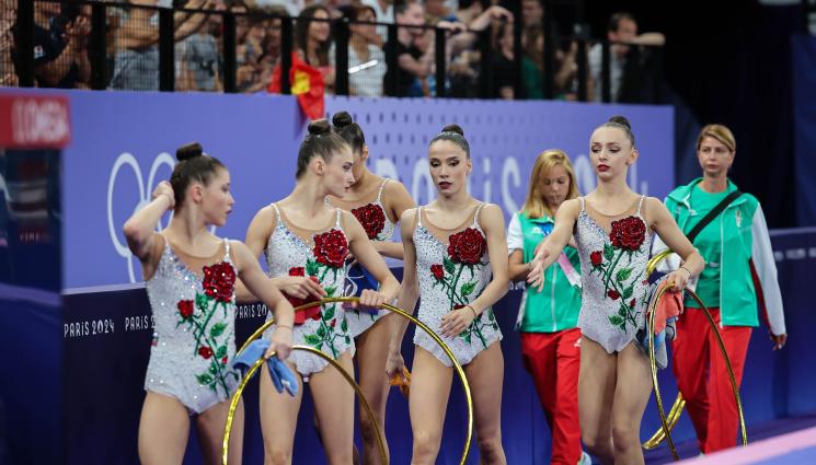 ансамбъл - Златен дебют за ансамбъла!