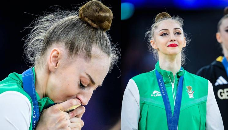 Боряна Калейн - Калейн танцува с вълните на Малдивите (СНИМКИ)