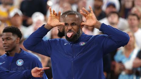 ЛеБрон Джеймс