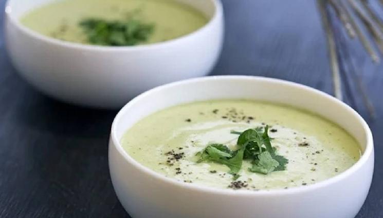 рецепти - БОНАПЕТИТНО: Бърза рецепта за студена супа от тиквички и леща - перфектна за летните жеги