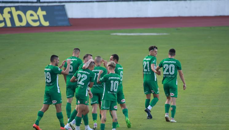 Янтра Габрово - Сушинка от голове във Втора лига, но това означава нов лидер