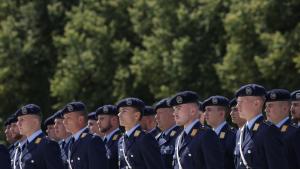 Списание Шпигел съобщи че база на германската армия в Кьолн Ван