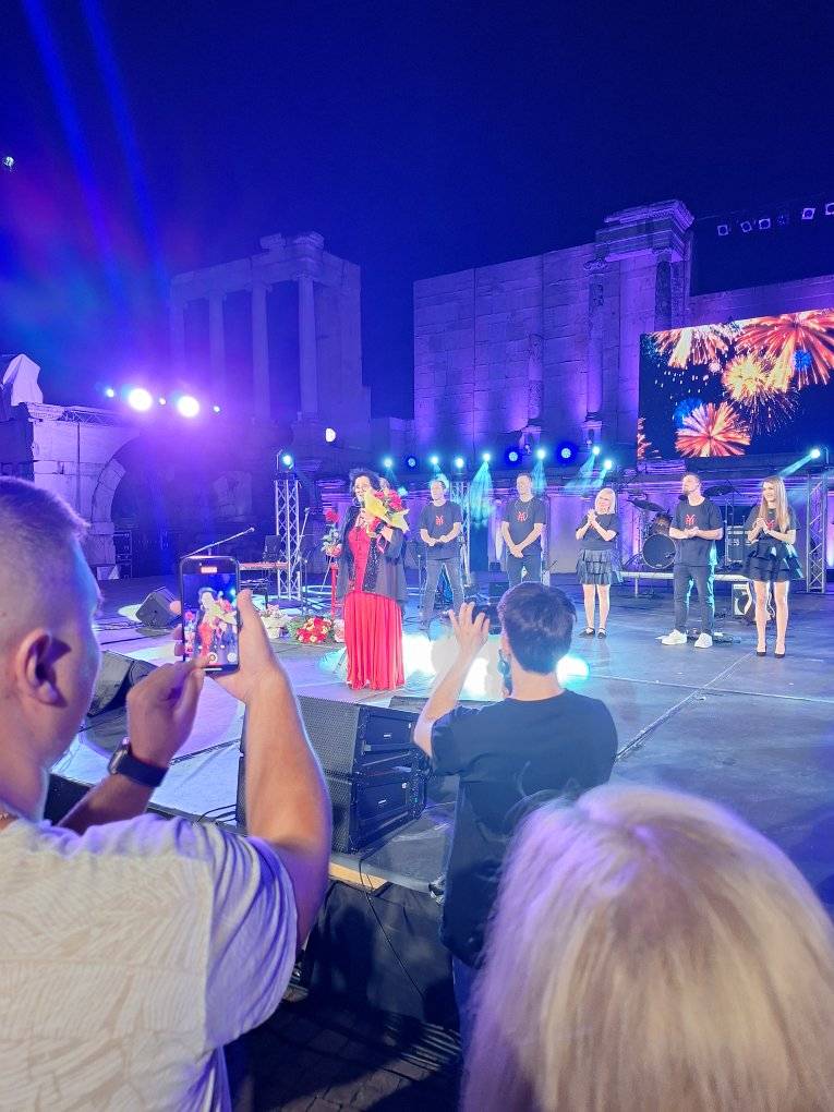 Йорданка Христова в Аничния