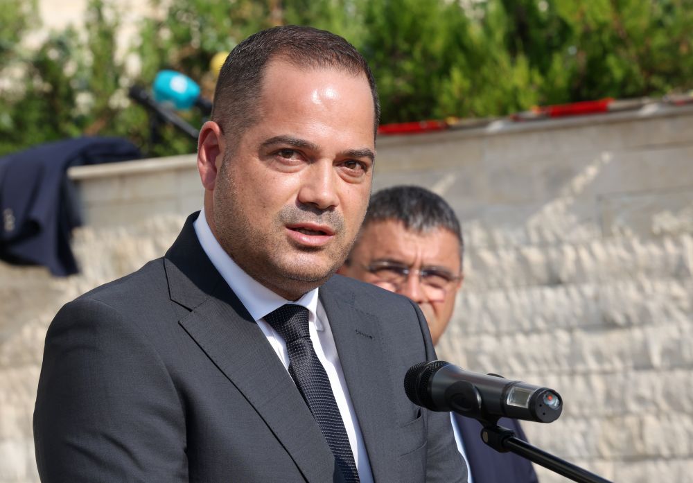 Нови коли МВР