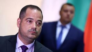 Конкретен народен представител е извършил безпрецедентна и арогантна политическа намеса