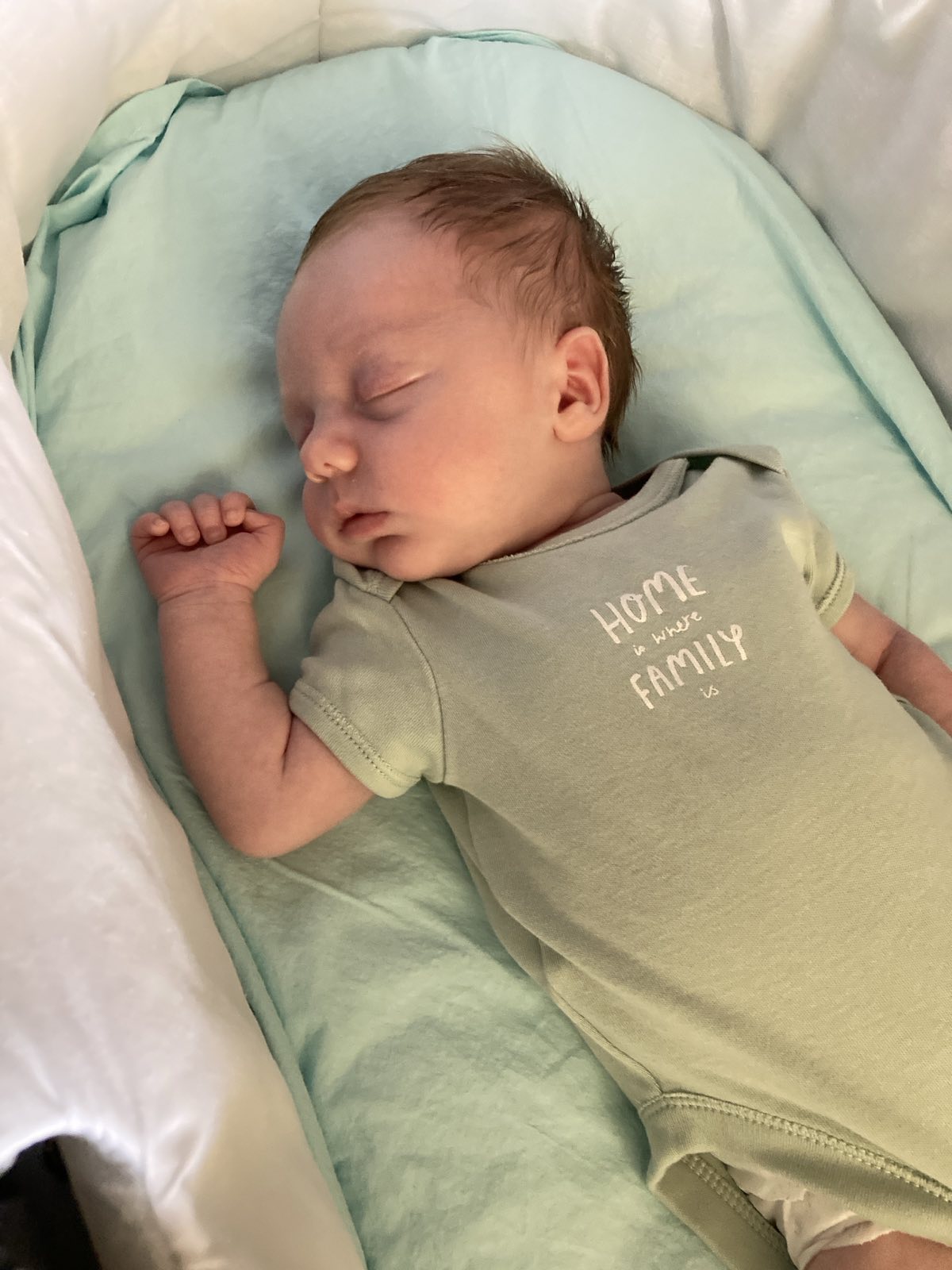 Новороденият Александър