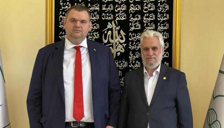 Пеевски - Делян Пеевски се срещна с Главния мюфтия на България