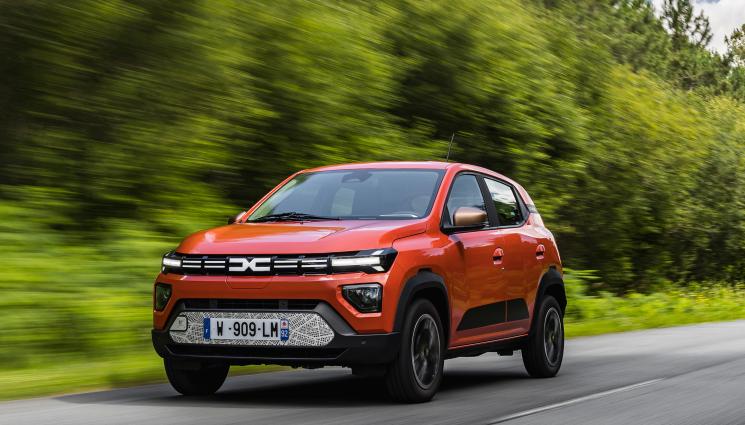 Dacia Spring - КАТО ПЕРЦЕ: Ето го най-лекият електромобил в Европа!