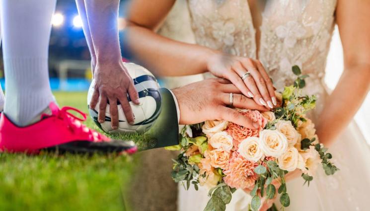 сватба футбол - Футболист си тръгна по-рано от мач, за да отиде да кумува на сватбата на най-добрия си приятел