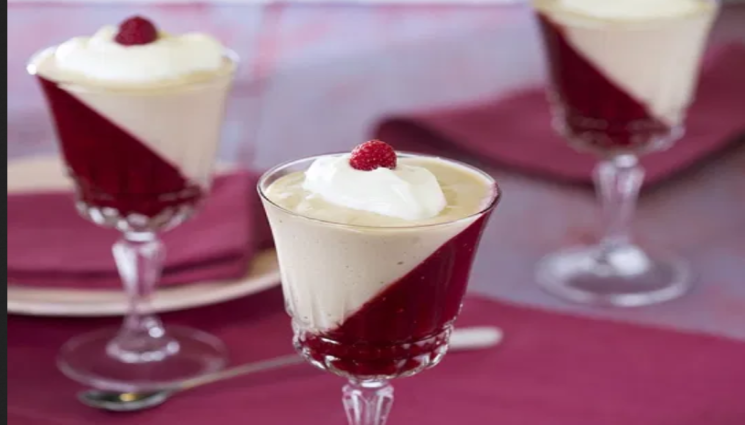 Парфе с малини - Фин и сладък десерт подходящ за всеки сезон