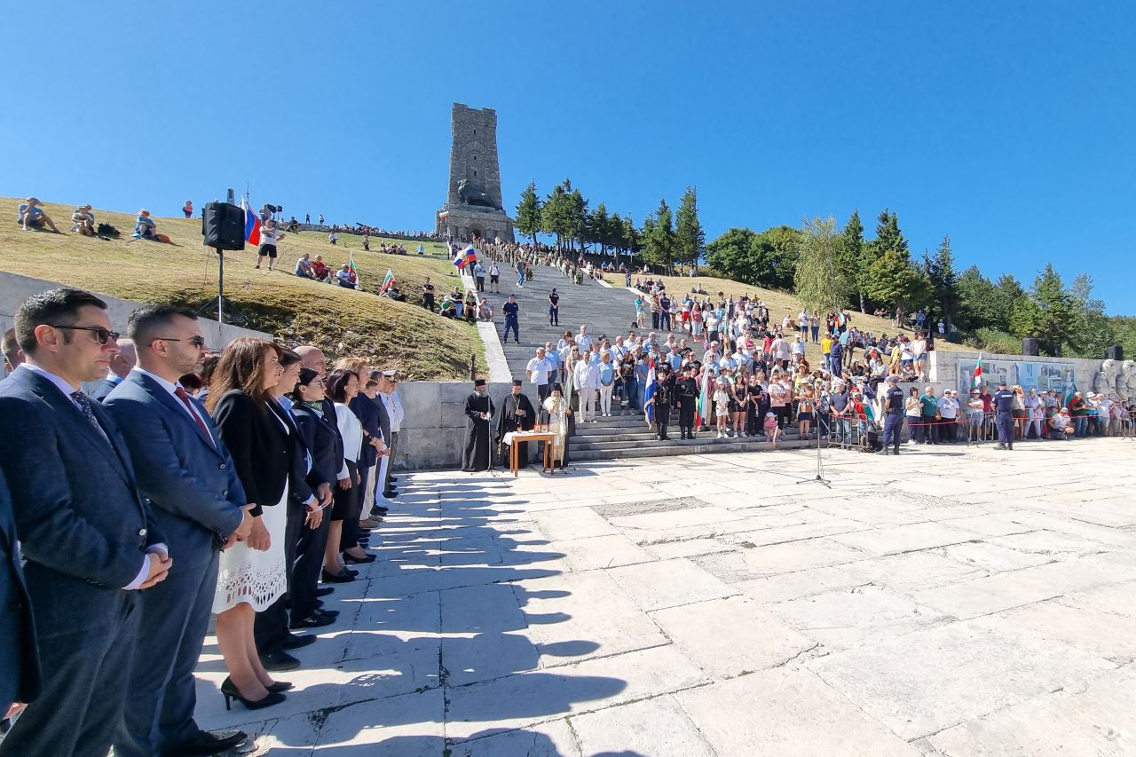 <p>Отбелязваме 147 години от Шипченската епопея. На връх Шипка ще се състои кулминацията на националните чествания, които започнаха на 19 август, съобщават от Община Габрово на страницата си, където е публикувана програмата за честванията.</p>