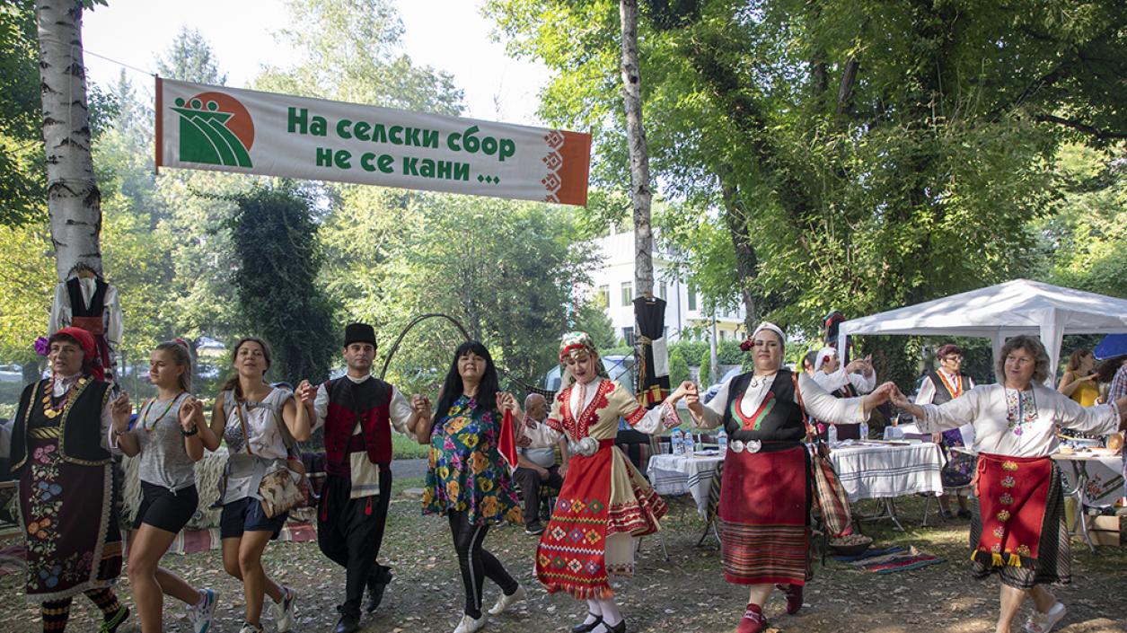 Тракийският събор „Богородична стъпка“ предлага много музика и атракции през уикенда