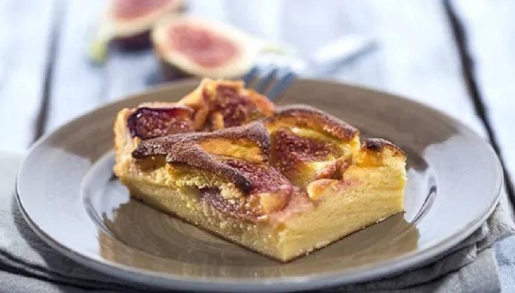 рецепти - БОНАПЕТИТНО: Бърз кекс с кисело мляко и смокини - неповторими аромат и вкус