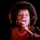 GLORIA GAYNOR