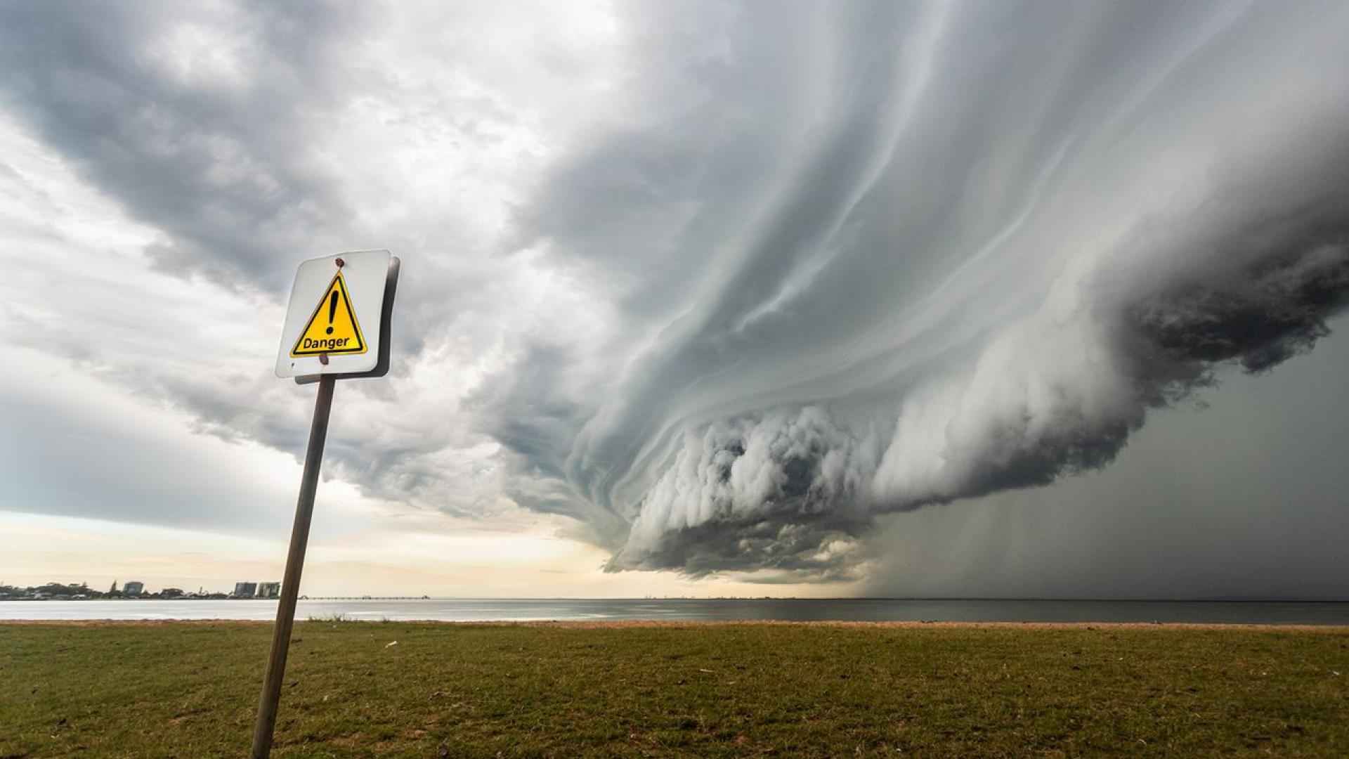 Впетък до обяд ще е слънчево Следобед и вечерта с