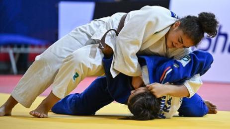 Надие Жаафар