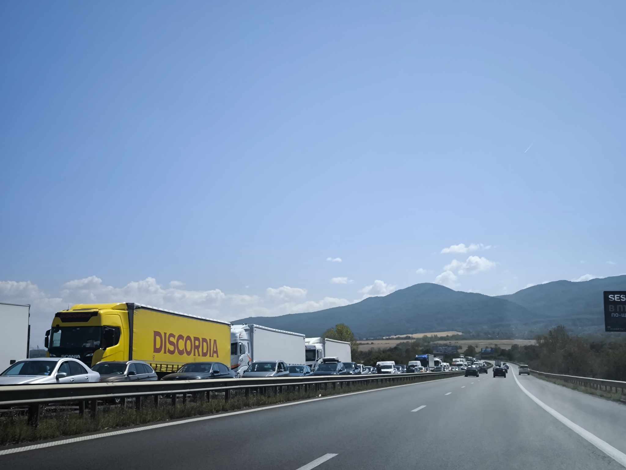 изгорял ТИР Тракия