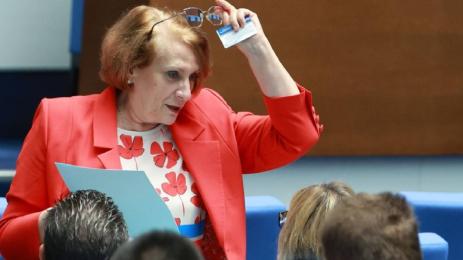 Искра Михайлова