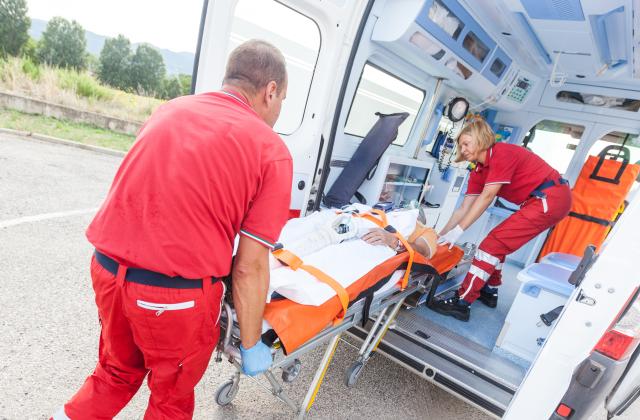 Граждани сигнализират, че има проблем с транспорта на тежко болни