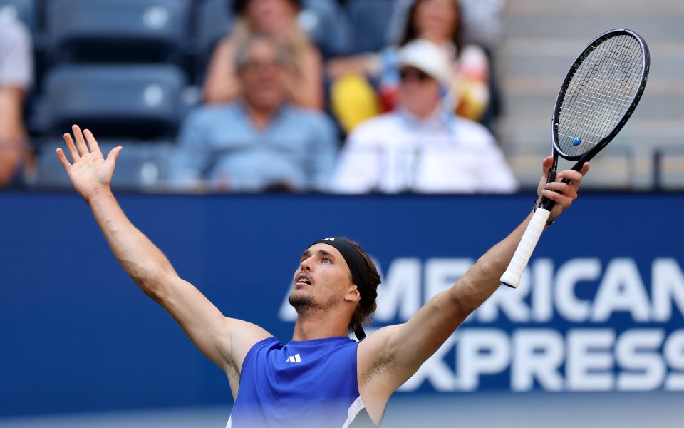 Зверев разтърси US Open: вижте уникалното изпълнение, което го върна в мача (видео)