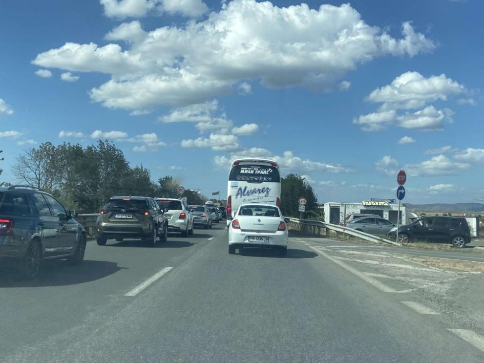 Две катастрофи станаха на 258-ия километър на автомагистрала Тракия –