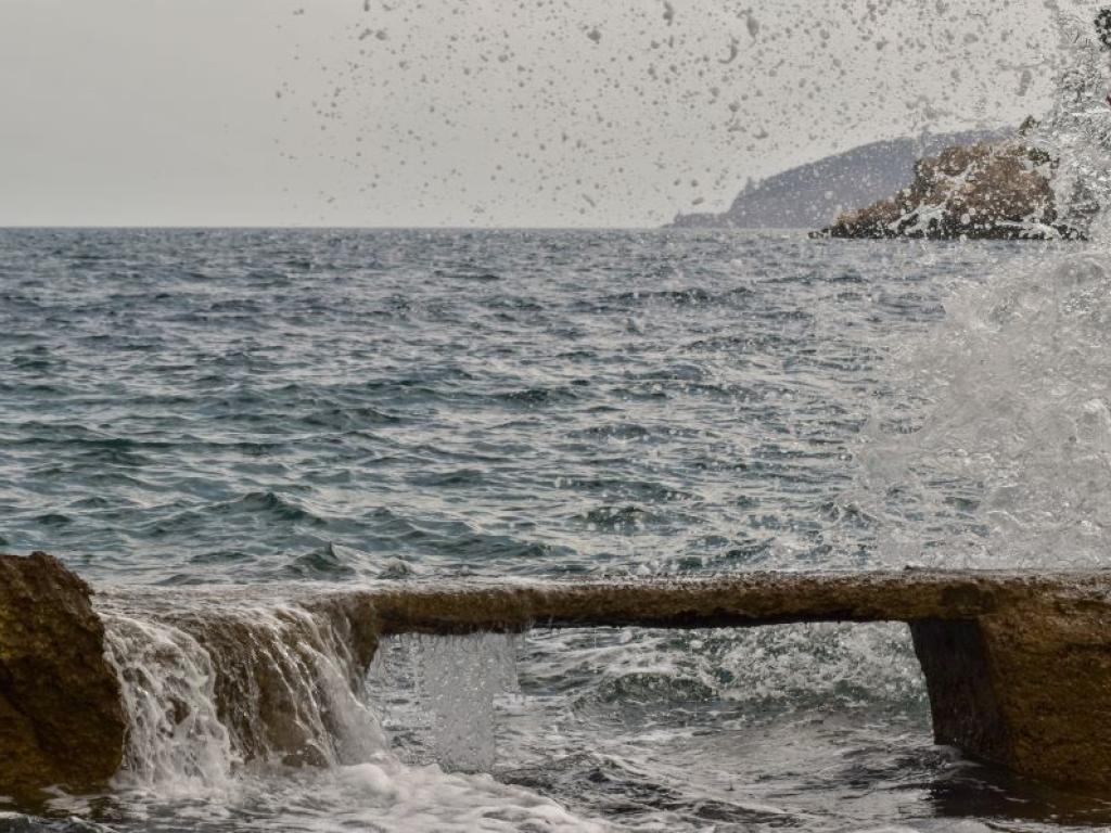 Дубровник беше ударен от силна буря с проливни дъждове Обилните валежи