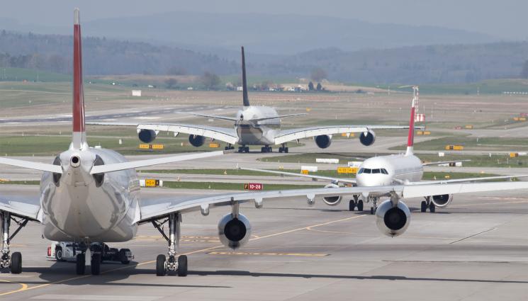 самолети летище - Два самолета се удариха в САЩ по време на излитане! (СНИМКИ+ВИДЕО)