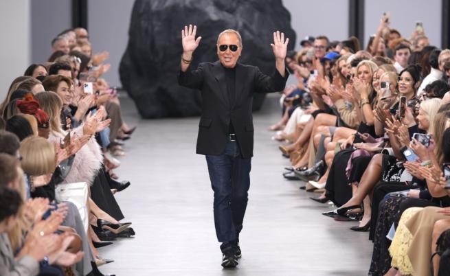 Дантели, кожа, ресни: Michael Kors представи новата си изящна колекция (СНИМКИ)