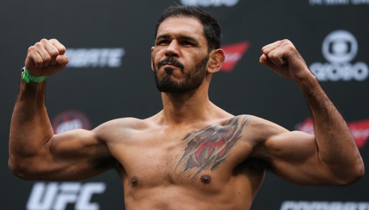 златно време ретро спорт - МАШИНА: Катастрофа превръща Ногуейра в Минотавъра! (СНИМКИ)