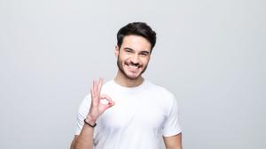 харизма чар мъж приятели