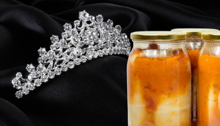 тиара буркани - БРУТАЛНА ЖЕСТОКОСТ: Изрод разчлени миска, направи я на кайма и я консервира в буркани! (СНИМКИ)