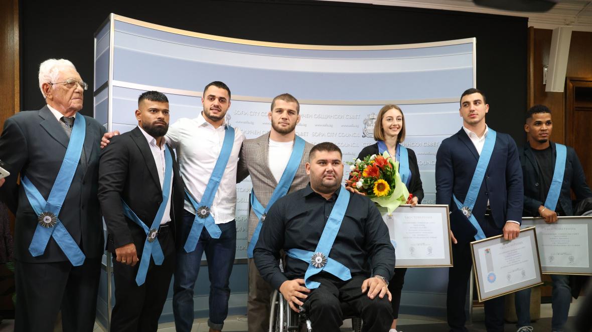 почетни граждани