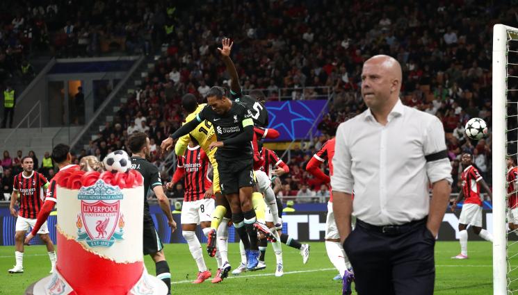 Арне Слот - Ливърпул зарадва Арне Слот за ЧРД на