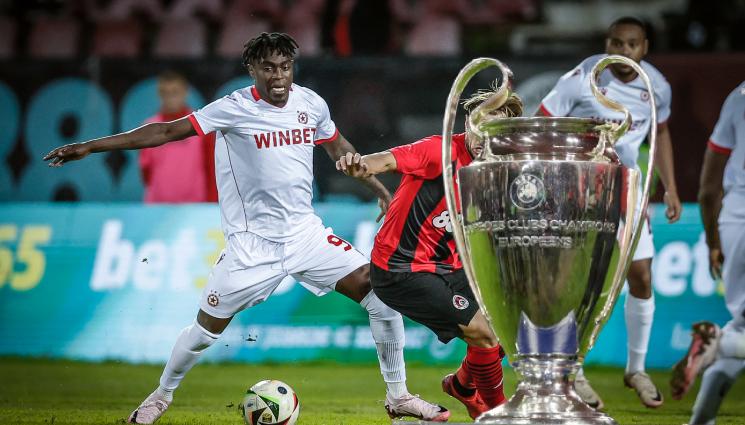 Джеймс Ето - Нов в ЦСКА пред „Мач Телеграф“: Целта е титла и Шампионска лига! Имам чувството, че съм тук от години, заяви халфът Джеймс Ето'о