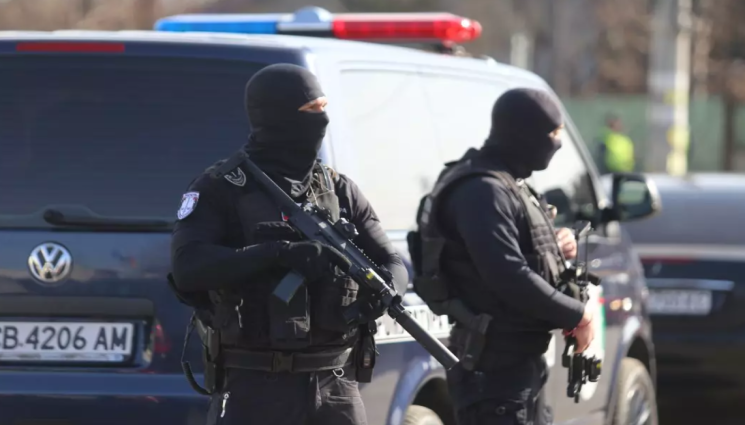 ГДБОП - Във Варна разбиха голяма нарко банда с хай-тек лаборатория и 12 оранжерии (СНИМКИ)