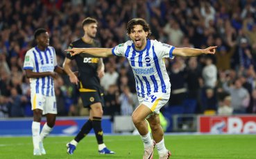 Брайтън отстрани Уулвърхемптън за Купата на Лигата след голово шоу