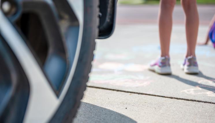 катастрофа - БЕЗУМИЕ: Блъснаха 2-годишно детенце, шофьорът офейка