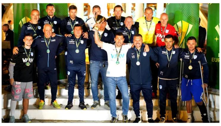 Божинов - Божинов подкрепя, България е трета в Европа на мини футбол! 