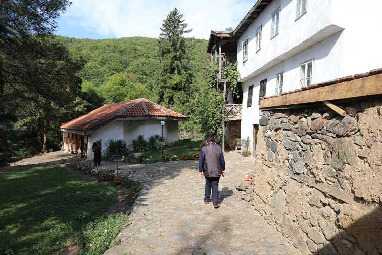 манастир боб манастирски елешница Елешнишкият манастир Успение на Пресвета Богородица