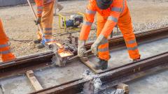 влак вагони бдж