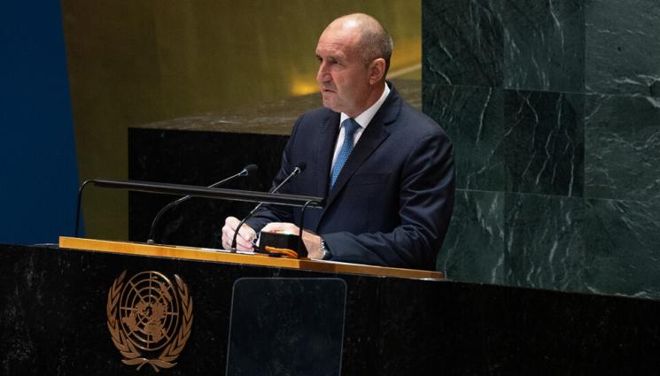 Румен Радев - Радев заговори за международния мир, показа пред ООН правия път: Дипломацията е пътят, който да следваме за оцеляването на човечеството и бъдещите поколения