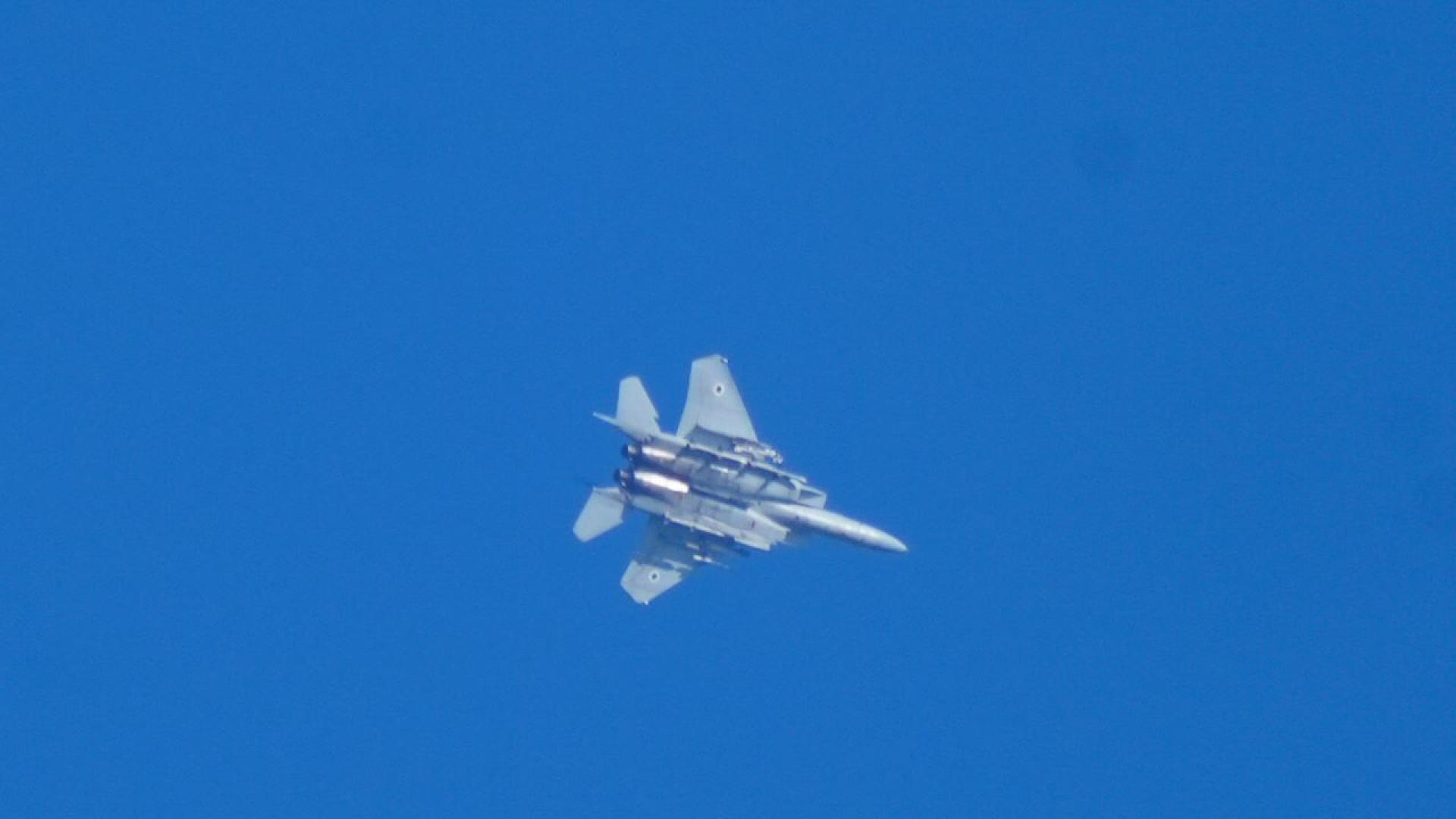 Появиха се нови изображения на един от най иновативните бойни самолети