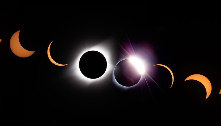 фази на луната - НЕБЕТО НИ ПОБЪРКВА: Слънчево затъмнение и новолуние наведнъж диктуват съдбата ни!