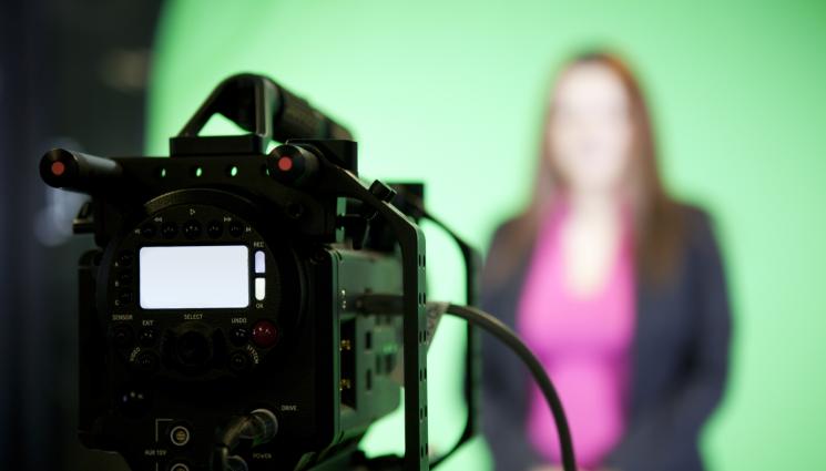 водеща телевизия - НЕ Й Е ЛЕСНО: Телевизионна водеща разкри, че е болна от три различни неща!